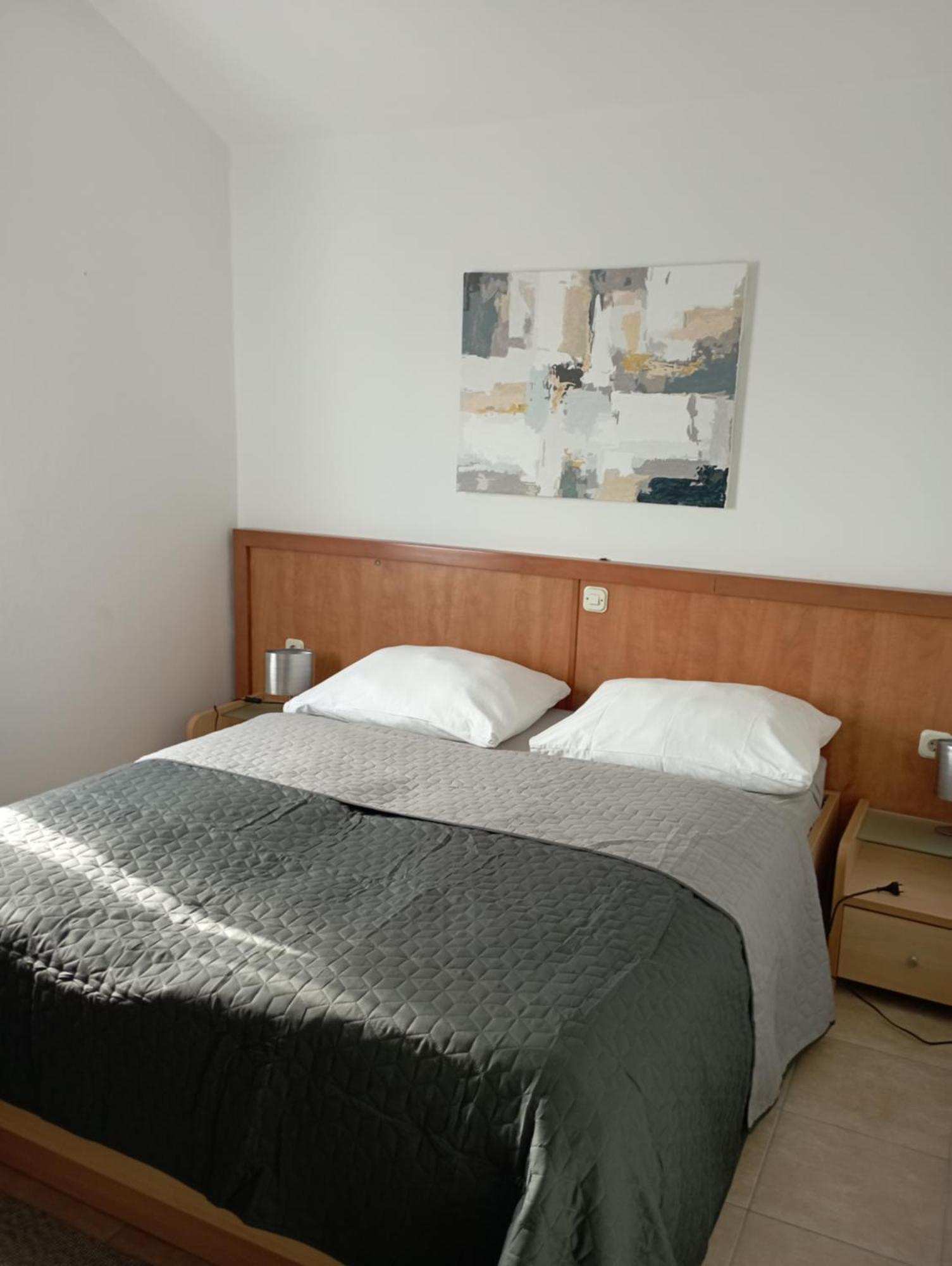 Apartments Frigan Maslenica Exterior foto